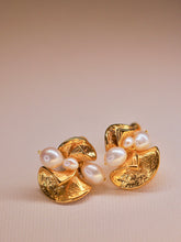 VIVIENNE珍珠耳環